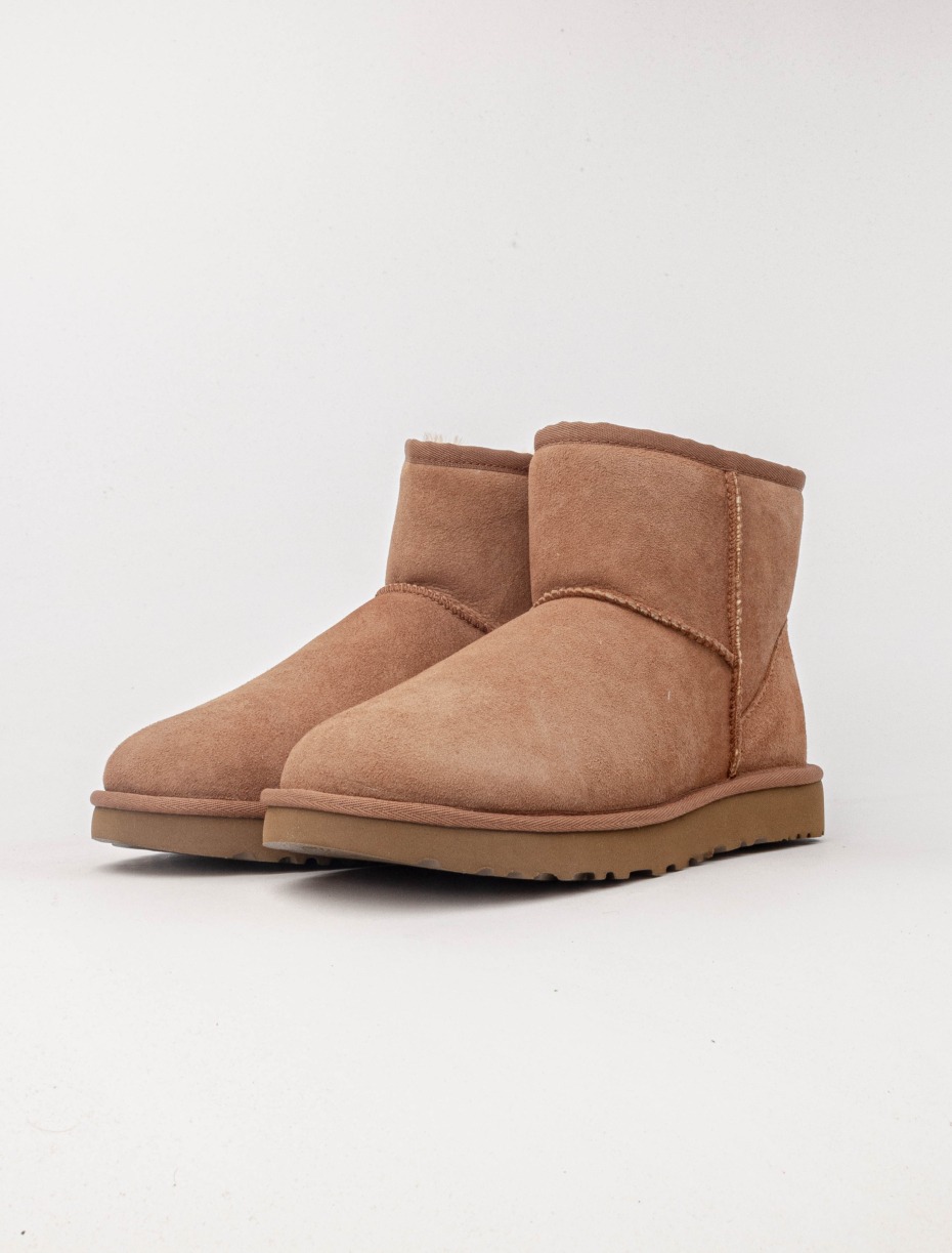 Ugg Classic Mini II