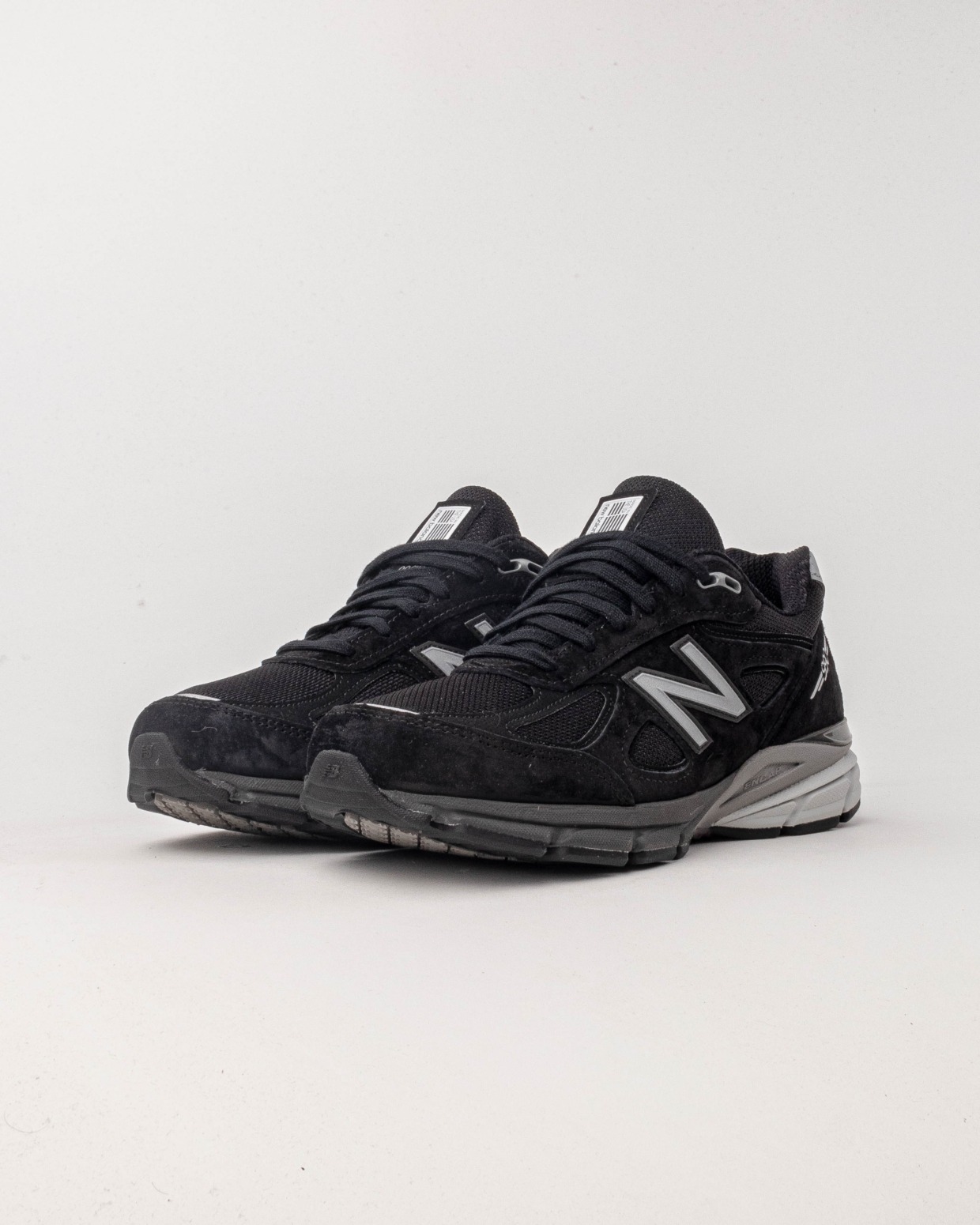 New Balance U990BL4