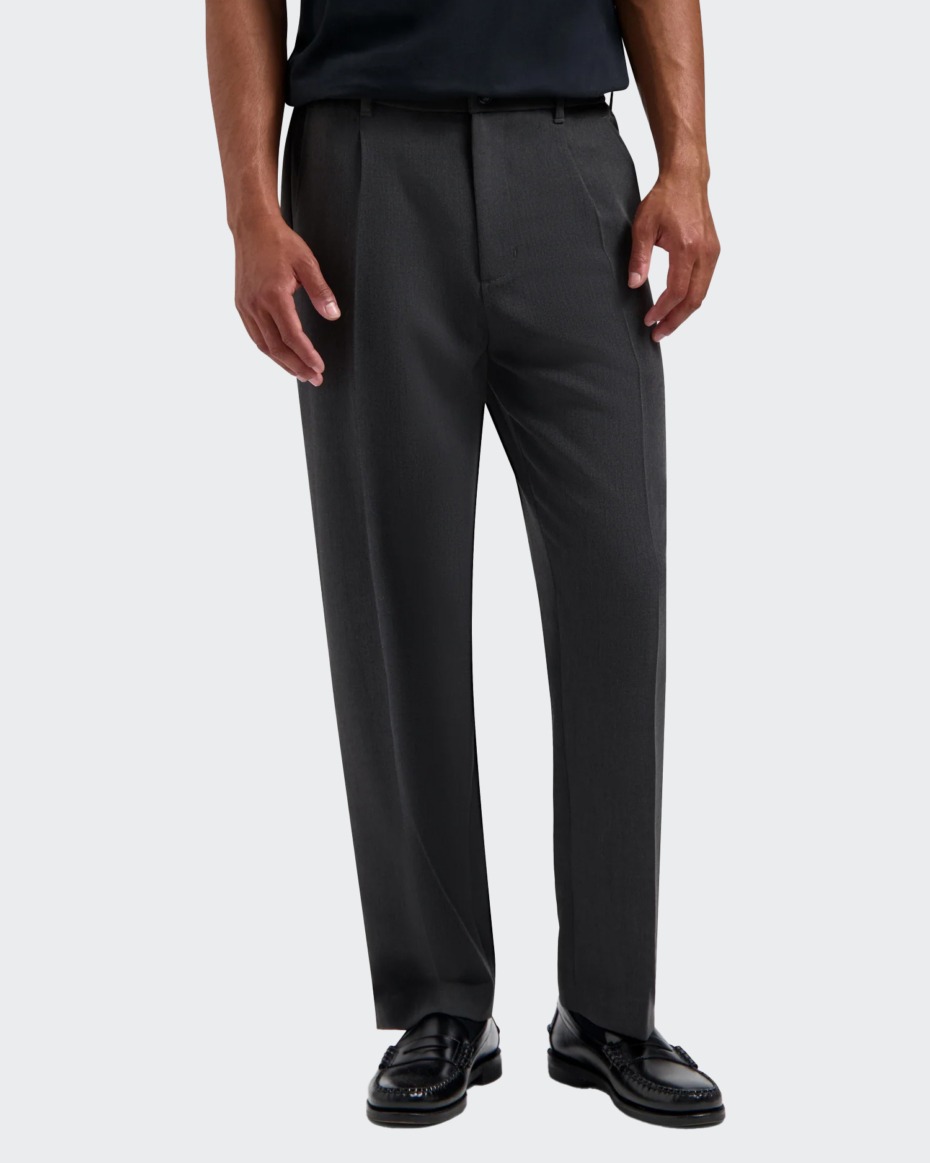 OLAF Wool Pleated Pant